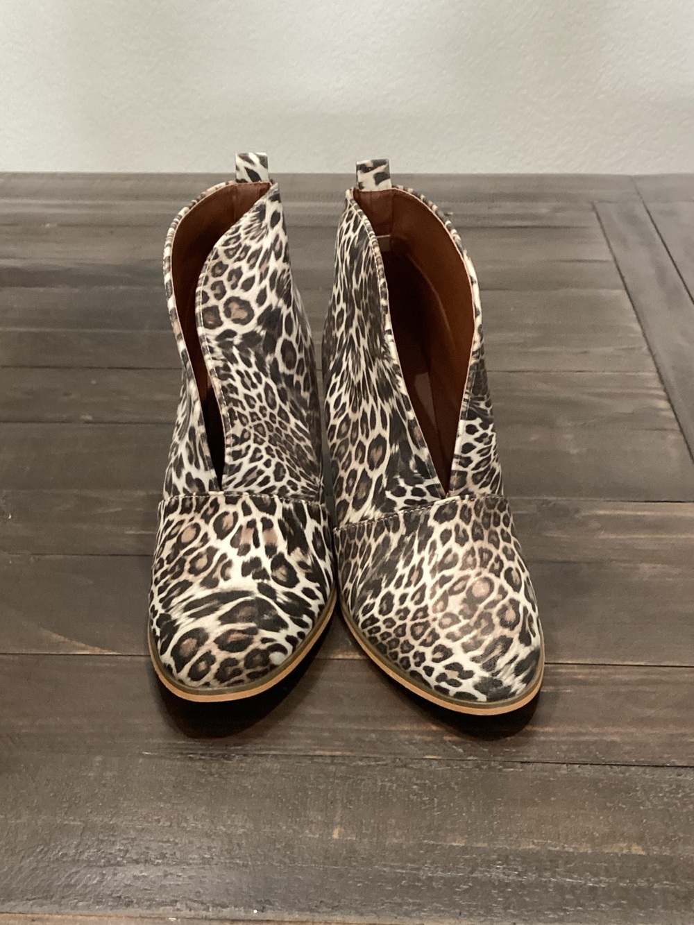 Leopard Print Women's Ankle Booties in Neutral Tones - Picture 1 of 6